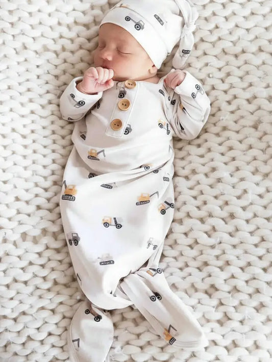 LITTLE BUILDER BABY KNOT GOWN & HAT SET