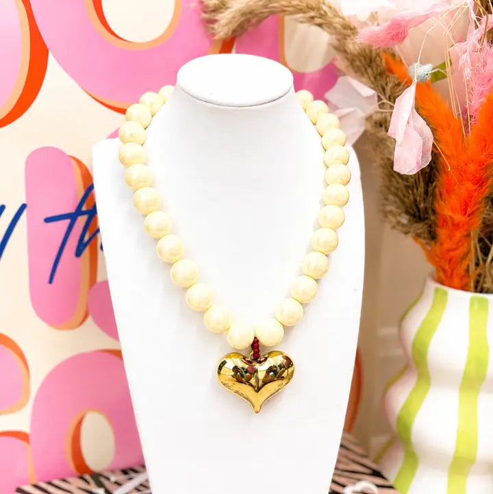 GOLDEN BRIGHT PEARL HEART STATEMENT NECKLACE