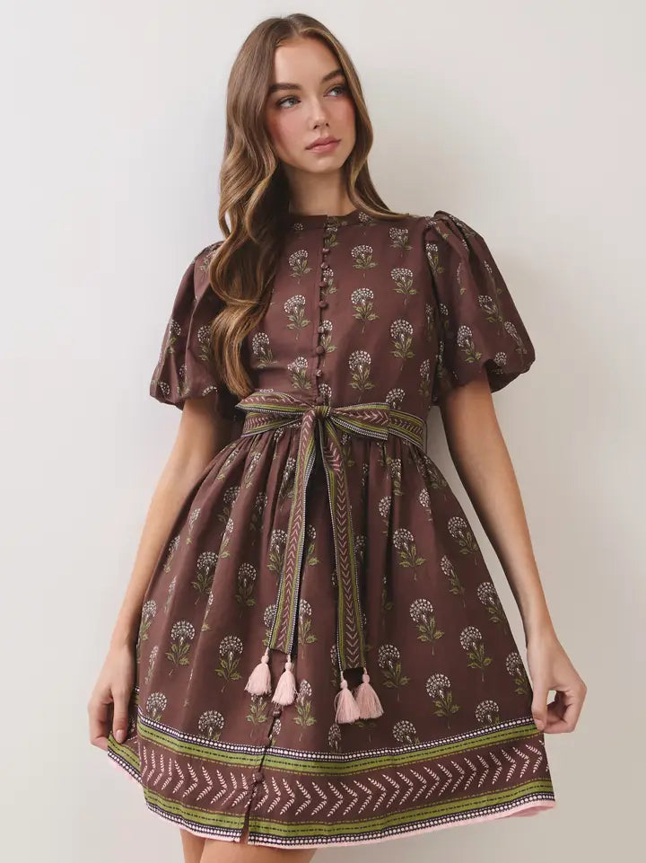BORDER PRINT BELTED MINI DRESS - CHOCOLATE