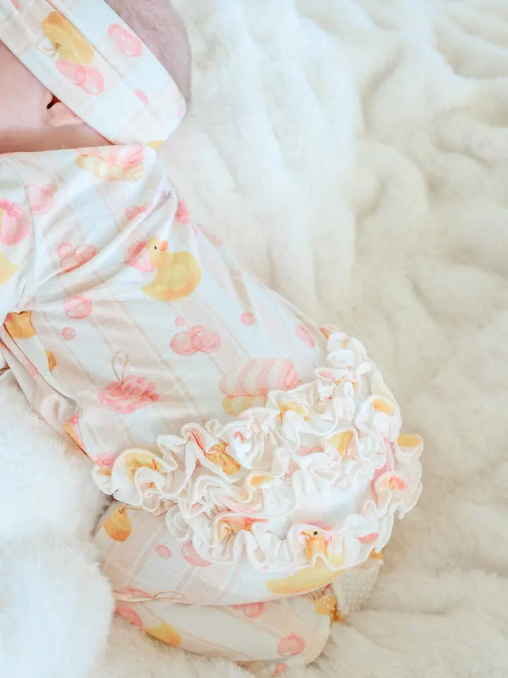 RUFFLE BAMBOO ZIPPER FOOTIE - BUBBLE DUCKIES PINK