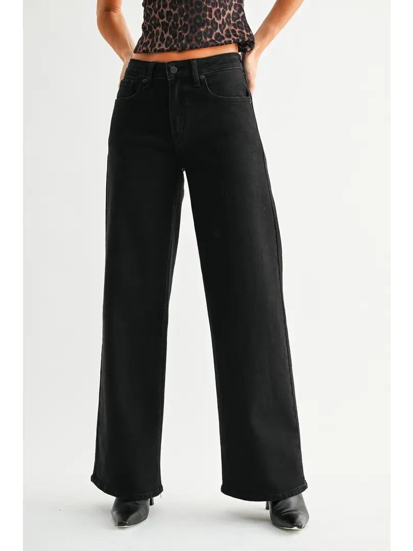 HIGH RISE WIDE LEG JEAN - BLACK