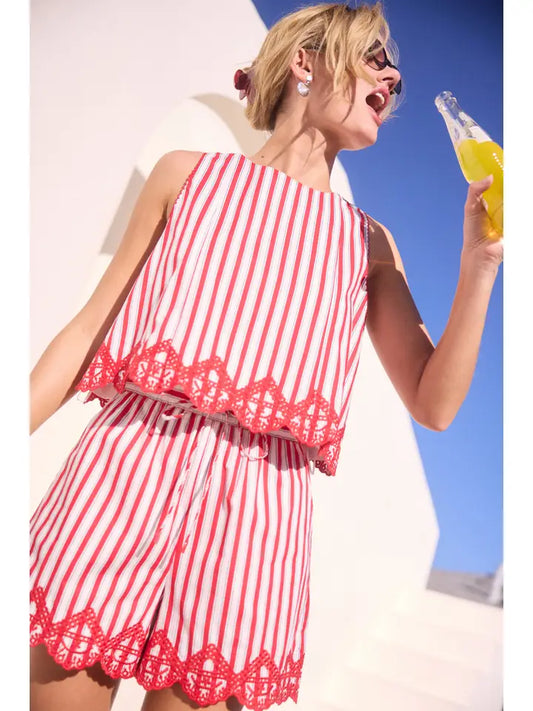 STRIPED SHORTS WITH EMBROIDERY HEM - RED/WHITE