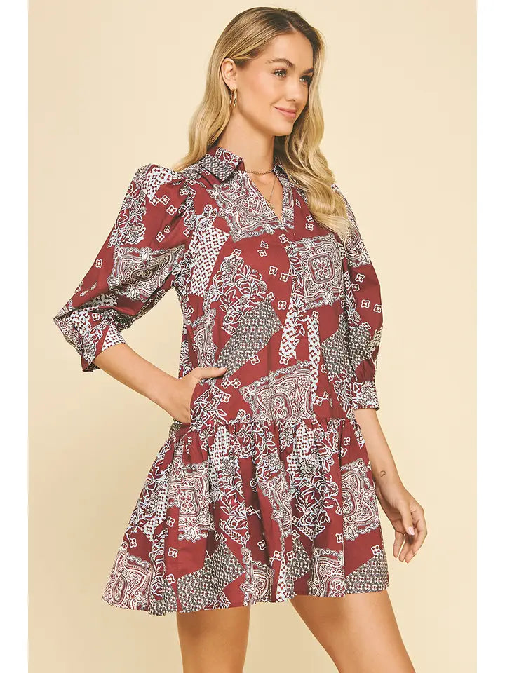 PRINT TIERED MINI DRESS - BURGUNDY