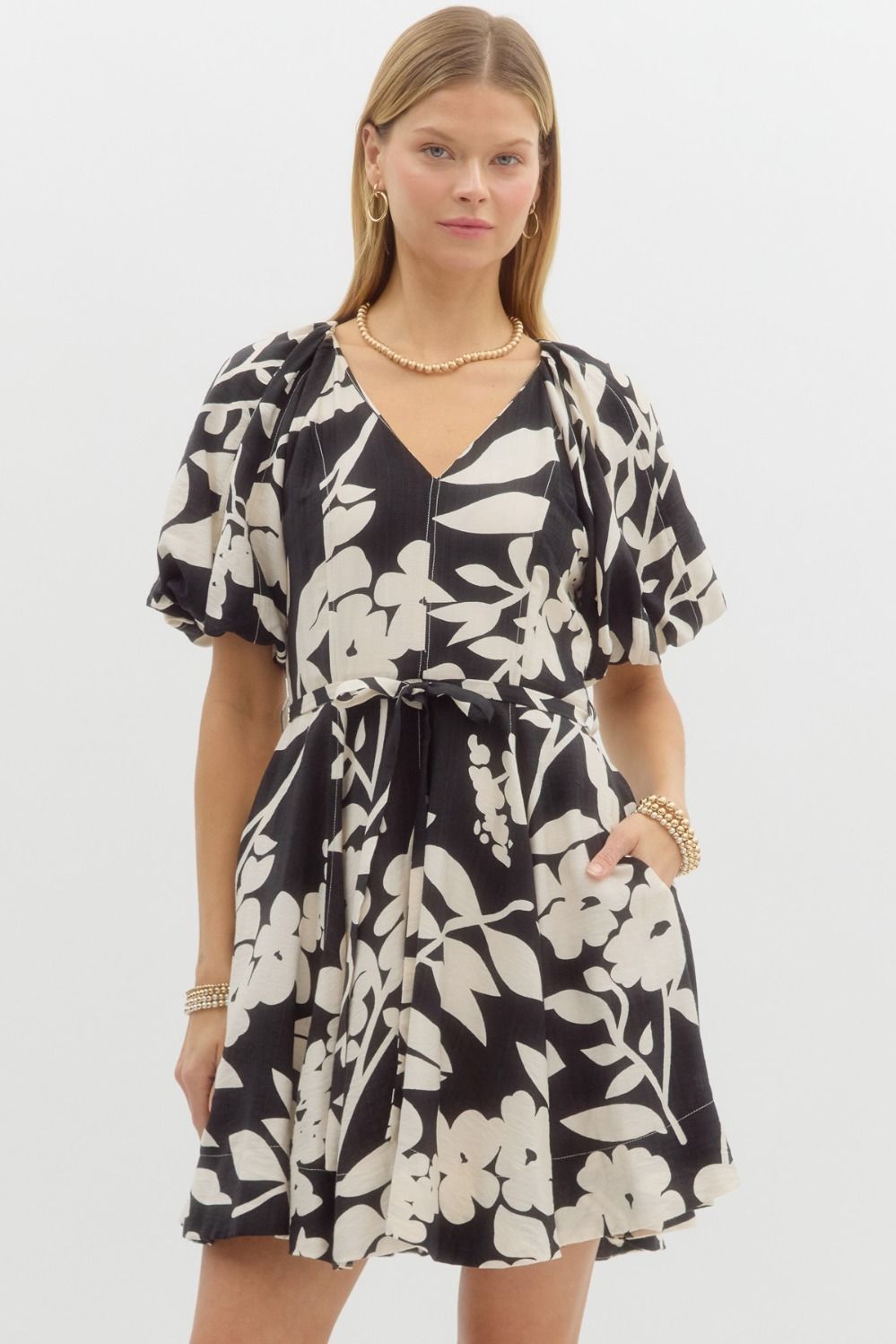 FLORAL MINI DRESS - BLACK