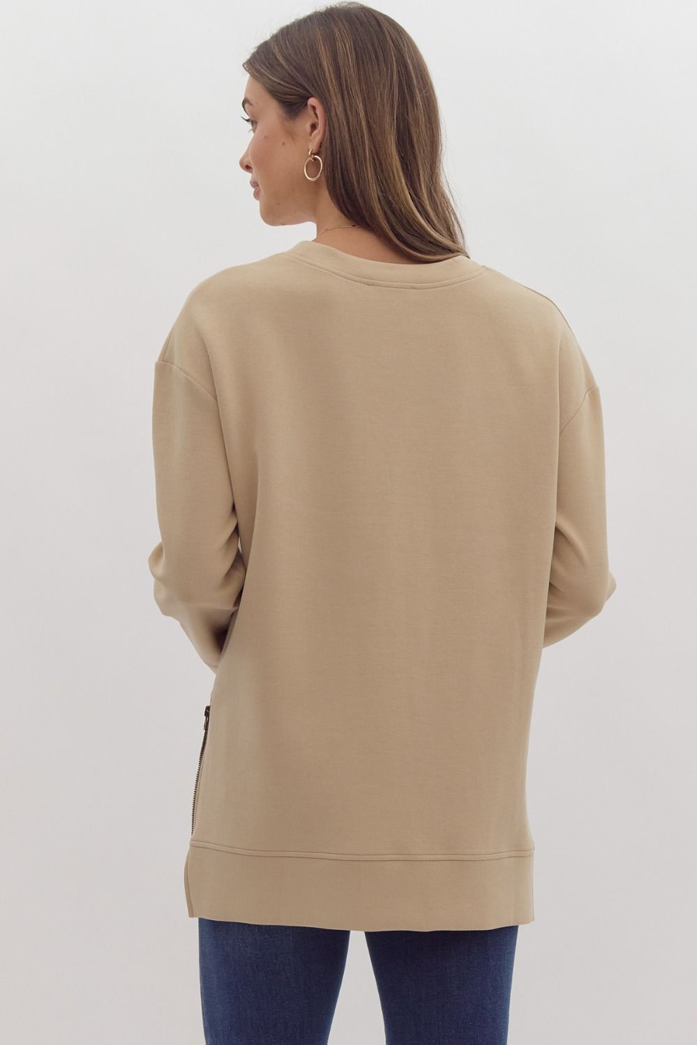 PULLOVER W/ ZIPPERED SPLIT HEM - TAUPE