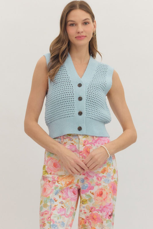 SLEEVELESS KNIT V-NECK TOP - LIGHT BLUE