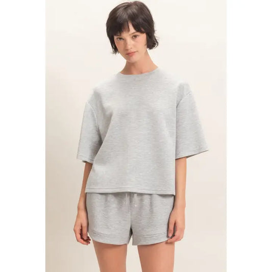 LOOSE FIT CREW NWCK SHORT SLEEVE TOP - HEATHER GREY