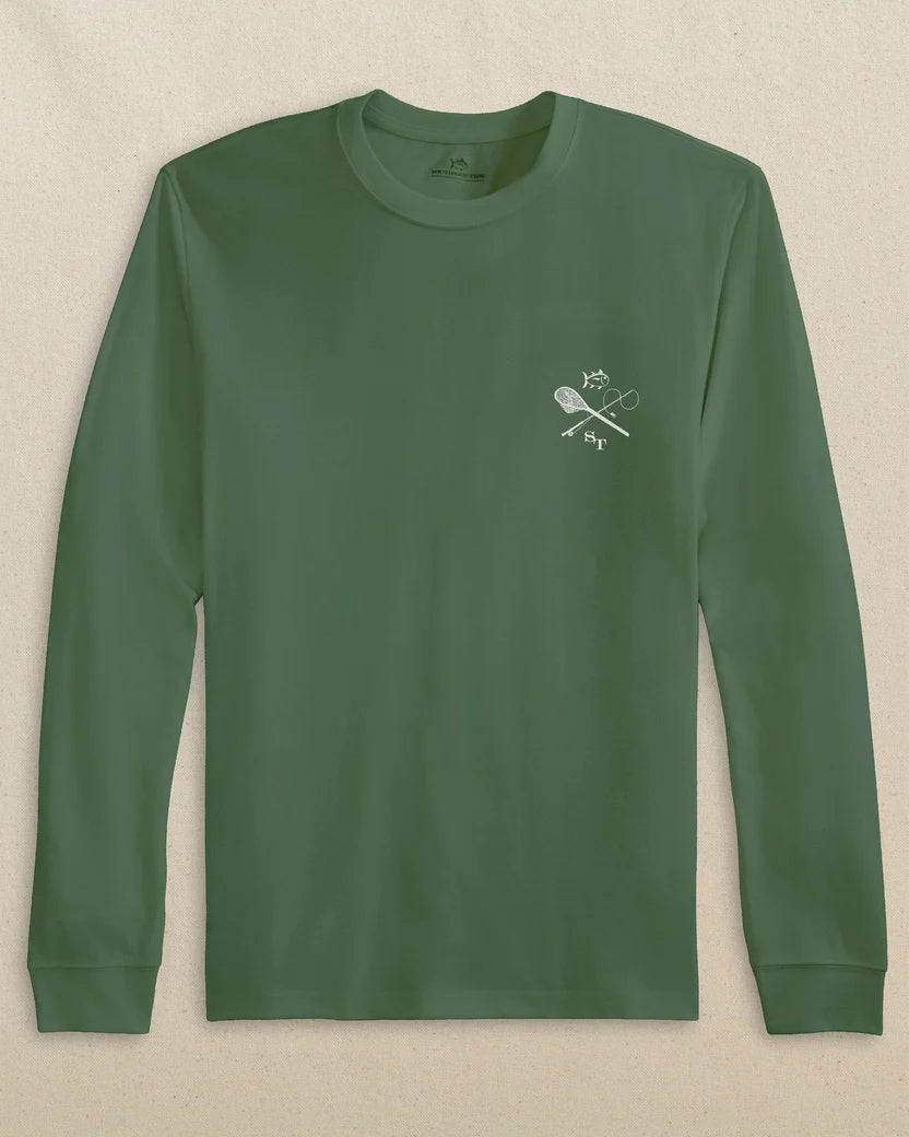 FLY FISHING BADGE LONG SLEEVE T-SHIRT - CEDAR GREEN