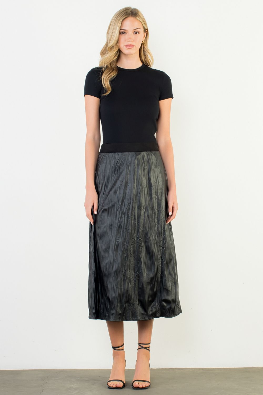 CRINKLED LEATHER MIDI SKIRT - BLACK
