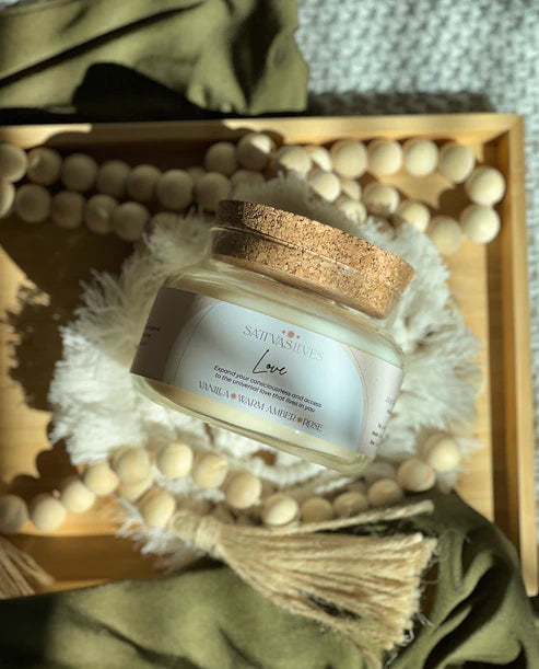 LOVE CANDLE - 11 OZ