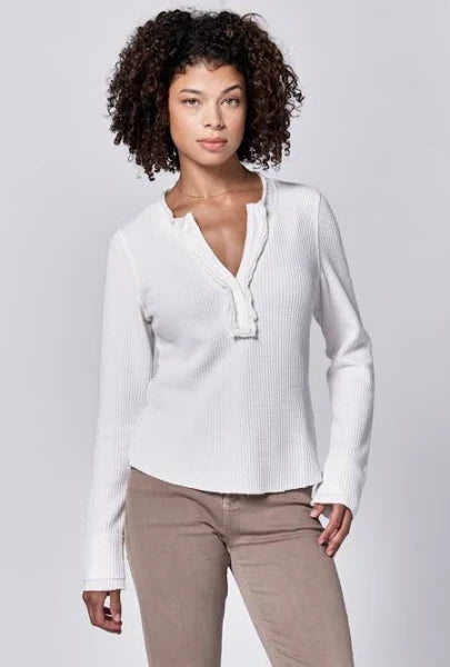 LONG SLEEVE BUTTON DOWN - WHITE