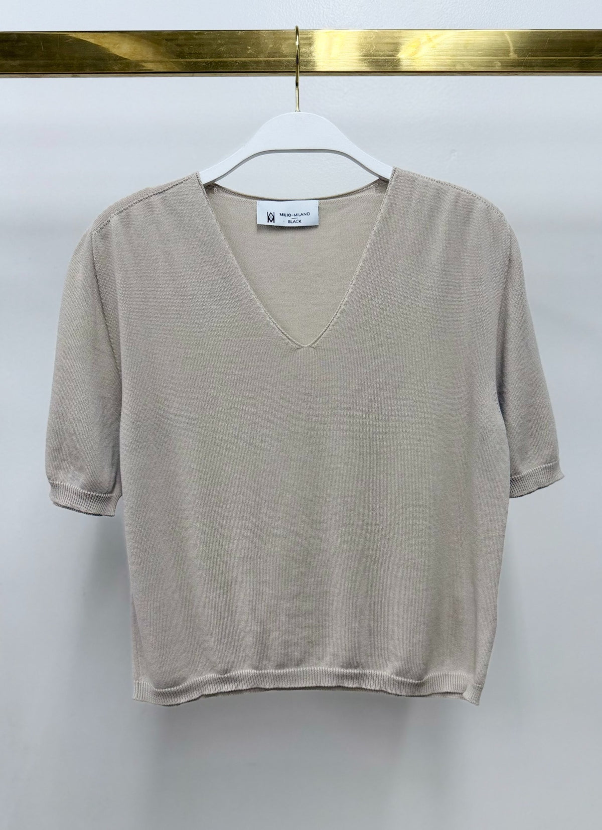 LIGHT KNIT RIBBED HEMS V-NECK SS TOP - BEIGE
