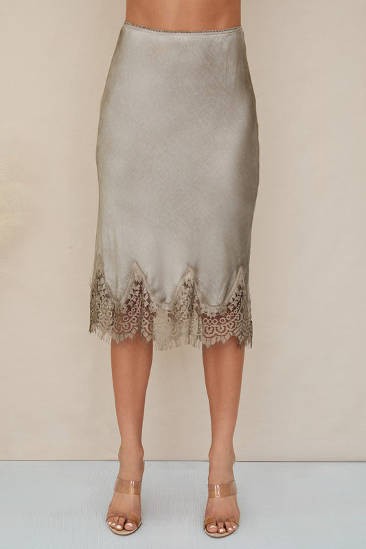 SILKY LACE SKIRT - MOCHA