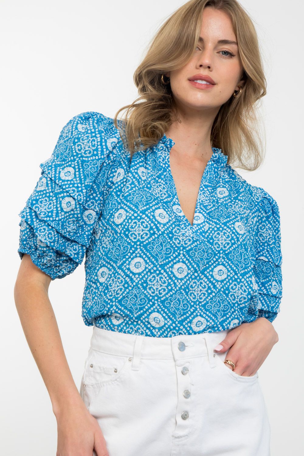 PUFF SLEEVED TEXTURED PRINT TOP - BLUE